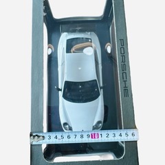 ポルシェ 911 GT3 RSのミニカー　おもちゃの画像