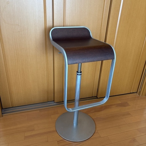 カウンターハイチェア　 昇降式　ADAL