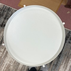 イケアサイドテーブルの画像