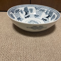 大きな器の画像