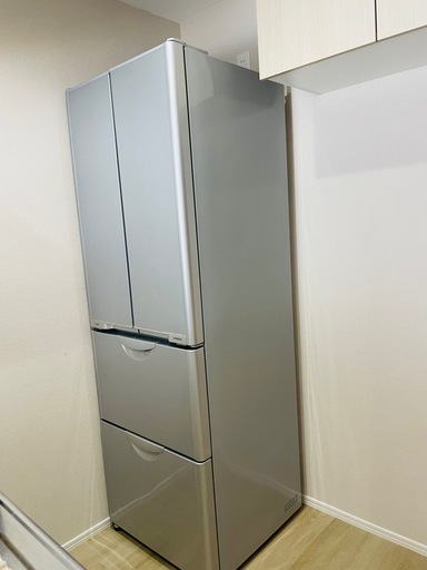 【受け渡し者決まりました！】破格！！HITACHI ファミリータイプの冷蔵庫