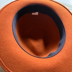 オレンジっぽいハット🧡リボン付きの画像