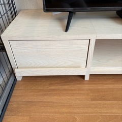 テレビ台　幅150cm   木製　背面収納付きの画像