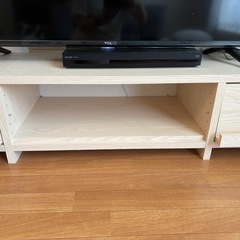 テレビ台　幅150cm   木製　背面収納付きの画像