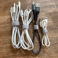 iPhone用らいとにんライトニング充電コード7本&充電器2個の画像