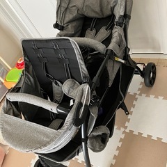 2人乗りベビーカーの画像