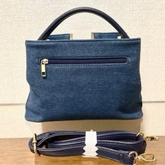 CLOSSHI  ハンドバッグの画像