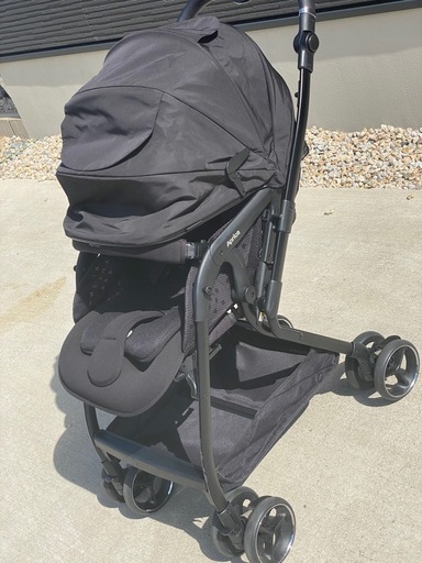 Aprica ベビーカー