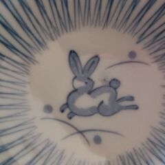 飯碗　ご飯茶碗　青い縞模様のウサギの画像