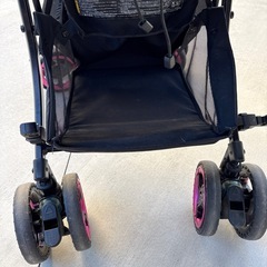 コンビ ベビーカー ネムリエの画像