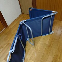 【差し上げます】中古品　折り畳み式アルミ簡易ベッドの画像
