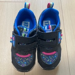 キッズスニーカー　17㎝の画像