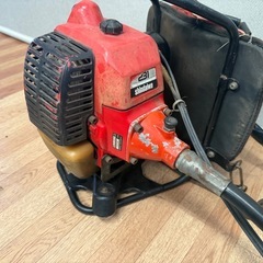 背負い式刈払機（草刈り機） shindaiwa 231の画像