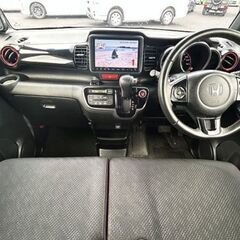 ホンダ N BOXカスタム ターボSSPk2トーンカラースタイル　総額95万円　走行距離6.8万キロ！自社ローン　信用回復ローンの画像