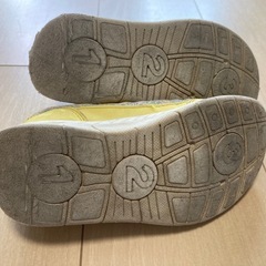 キッズスニーカー　18㎝　の画像