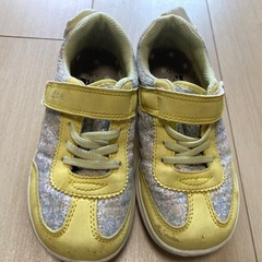 キッズスニーカー　18㎝　の画像