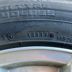 【値下げ】225/65-17｜2019年製｜ﾀﾞﾝﾛｯﾌﾟ｜ｽﾀｯﾄﾞﾚｽﾀｲﾔ｜ｱﾙﾐﾎｲｰﾙ付｜4本ｾｯﾄ｜溝ありの画像