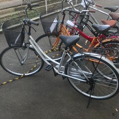 【ジャングルジャングル石川金沢店】  自転車 シルバー 26インチ   動作確認／クリーニング済みの画像