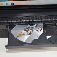 中古一体型パソコン 富士通 FH90/D2 Windows11 core i7-9750H/爆速SSD512GBB+HDD3TB/メモリ8GB/27インチ/ブルーレイ/WEBカメラ/テレビ機能の画像