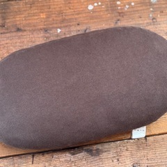 無印良品　枕(新品)とビーンズ型クッションの画像