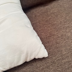 無印良品　枕(新品)とビーンズ型クッションの画像