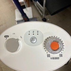 A 2510-044 KOIZUMI 電気ヒーター 2段階設定 通電確認済み キズ汚れありの画像