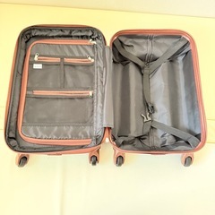 キャリー スーツケース 機内持ち込みOKの画像