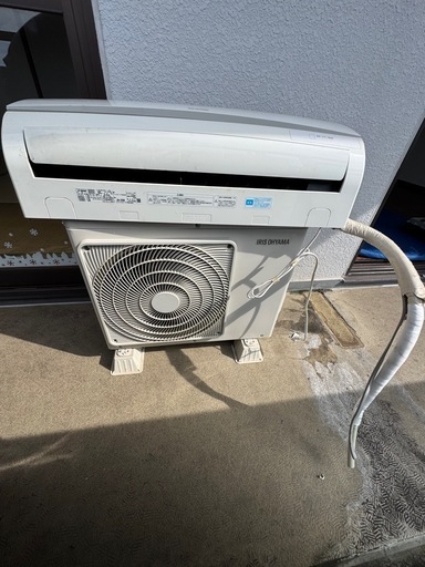 アイリスオーヤマ エアコン　2019年製