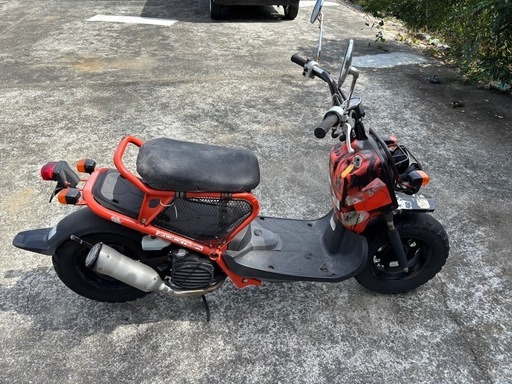 実動　ホンダ　ズーマー　社外マフラー　ZOOMER　通勤通学　ウーバー