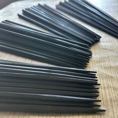 すべらない黒い箸 40膳とバスケットセットの画像