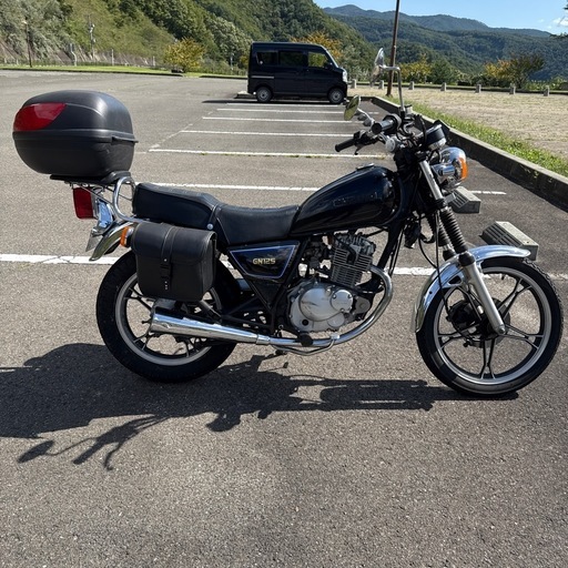 スズキGN125