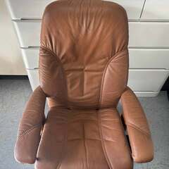 EKORNES エコーネス ストレスレス  Sサイズ リクライニングチェア 本革 オットマン付 Usedの画像