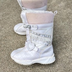 瞬足　スノーブーツ　白　21cmの画像