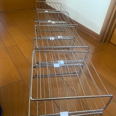キッチン収納　皿用ラック4個の画像