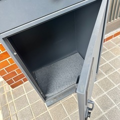 ポストの画像