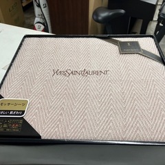 2510-046 イブサンローラン モッサーシーツ 140×240cm 未使用の画像