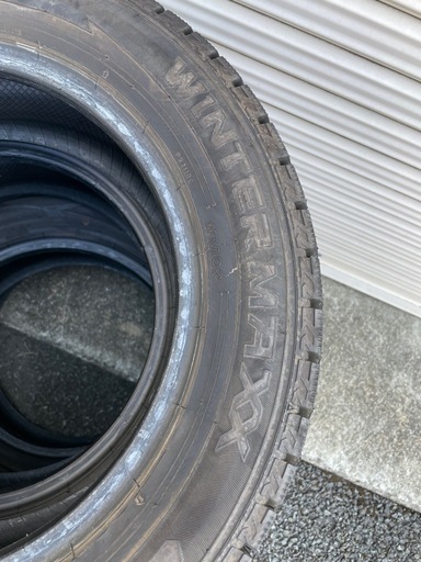 スタッドレスタイヤ