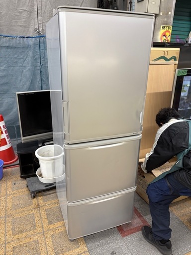 配達可能　シャープ　350L冷蔵庫