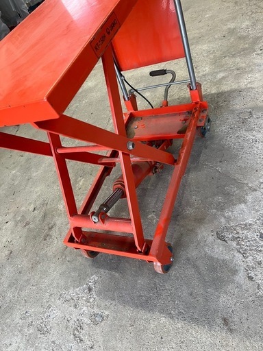 油圧式昇降台車　150kg 足踏式　テーブルリフト リフトテーブル　WAKO KT-150H 動作確認済み