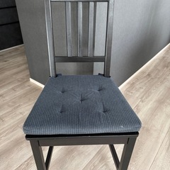 IKEA ダイニングテーブル 椅子2脚の画像