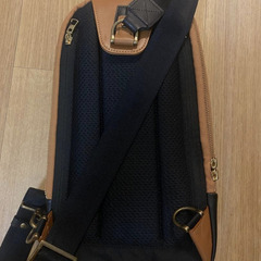 メンズ 本革 クロスボディバッグの画像
