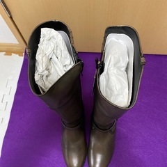 新品ロングブーツの画像