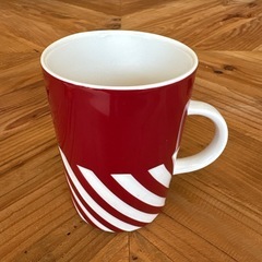 スターバックス 赤 ストライプ マグカップの画像