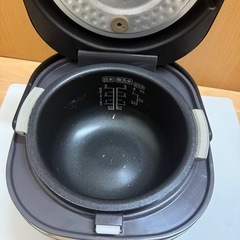 炊飯器の画像