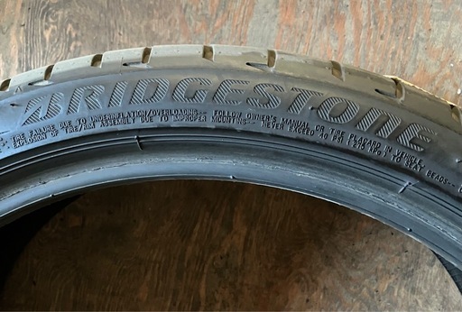 中古夏タイヤ2本　BRIDGESTONE POTENZA 2018年製　225/35R19　