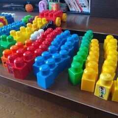 大きなブロック　たくさんの画像