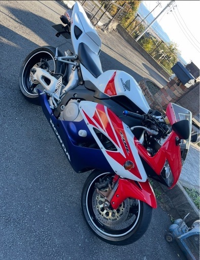 HONDA CBR1000RR SC57 カスタム点あり 車両交換希望