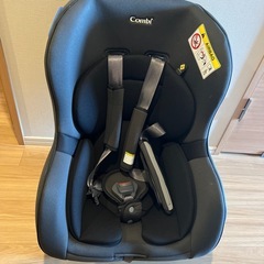 【美品】Combi チャイルドシートの画像