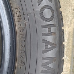 195/65R15 スタッドレスタイヤの画像