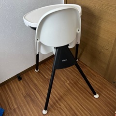 出品10/5まで)ベビービョルン  ハイチェアの画像